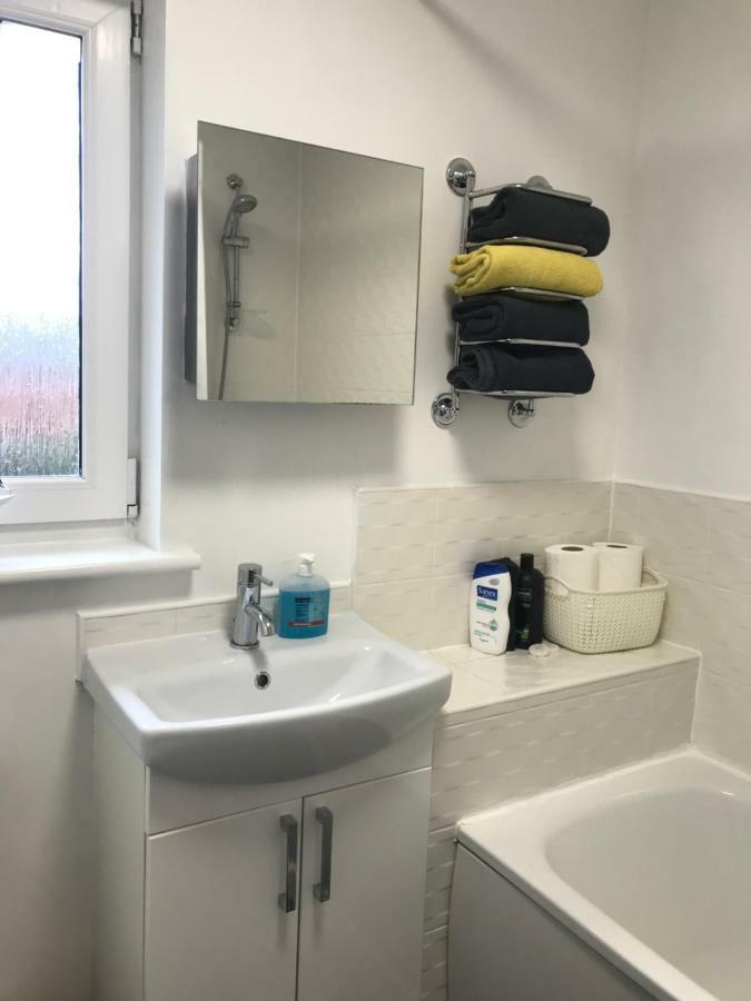 Hollybrae House Sleeps Up To 6 Holiday home